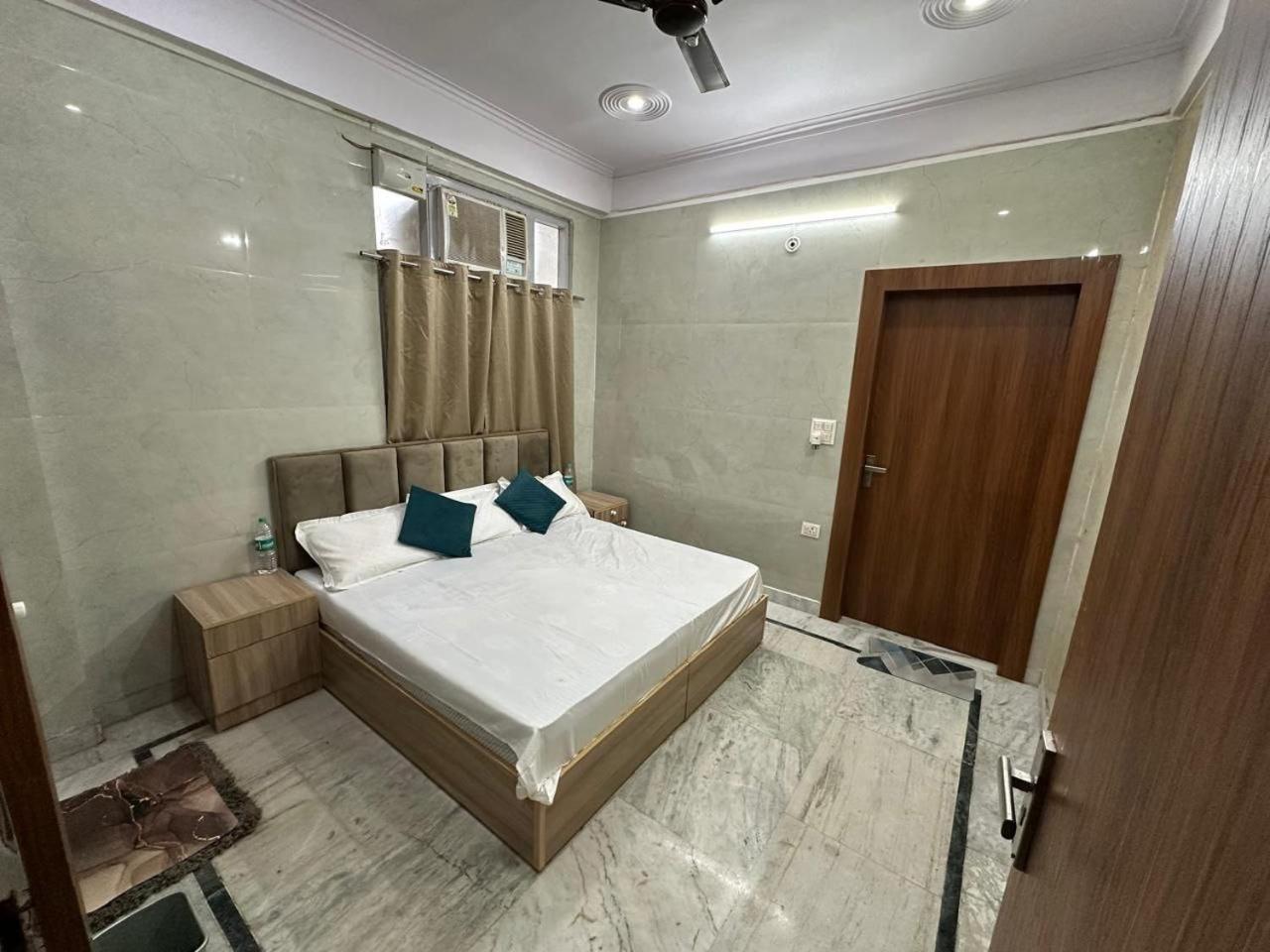 Amrut Living And Guest house Vrindavan